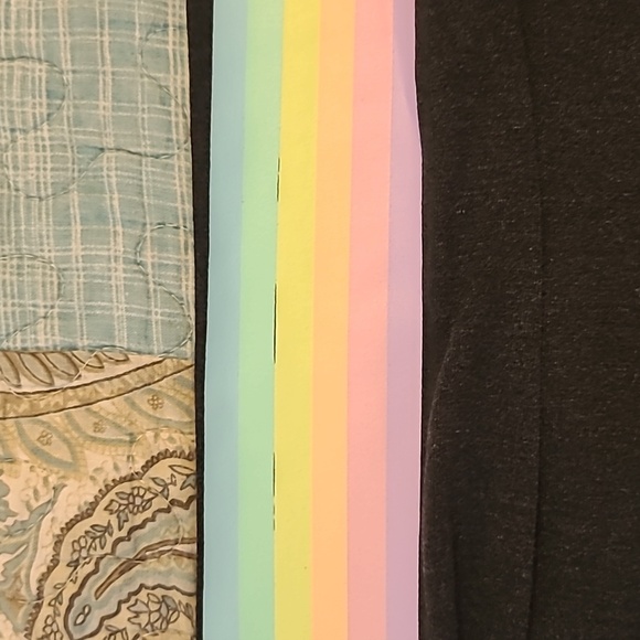 Set of 2 PINK Leggings - Picture 3 of 3